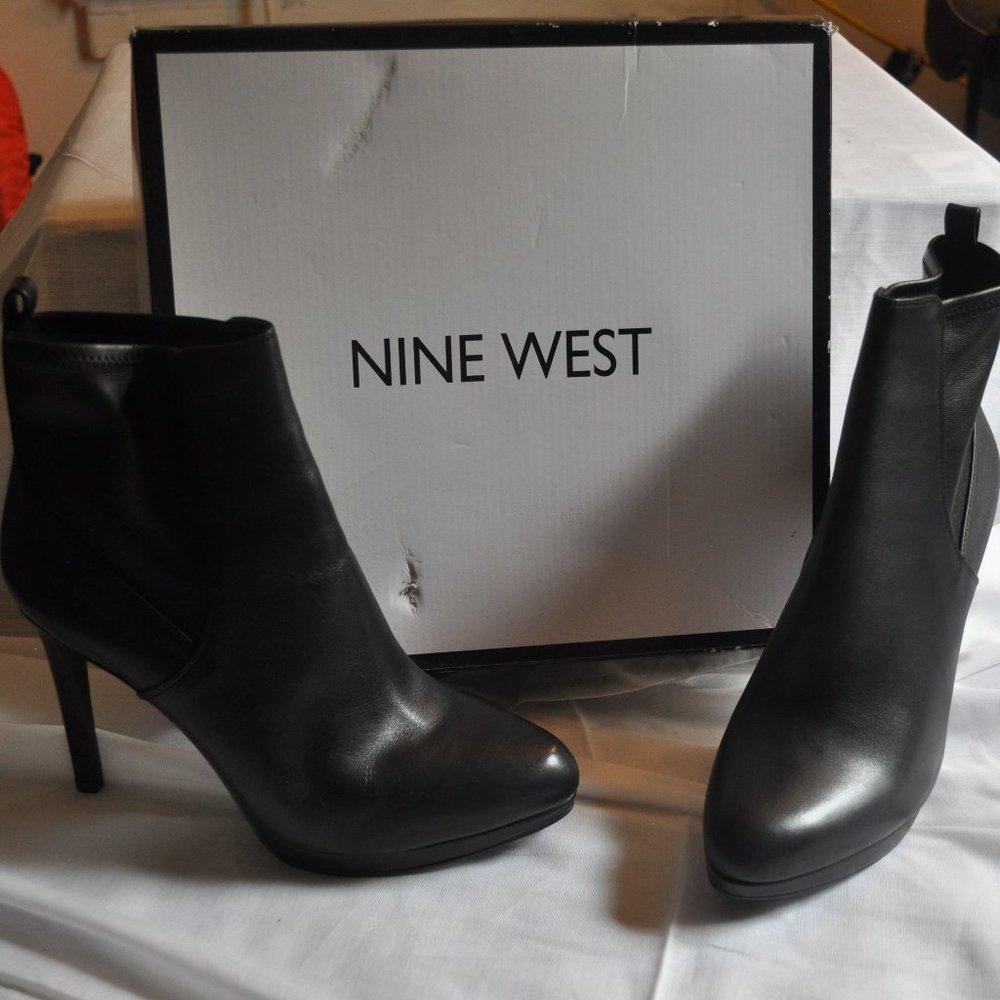 New Nine West Quillin Black Leather Ankle Boot